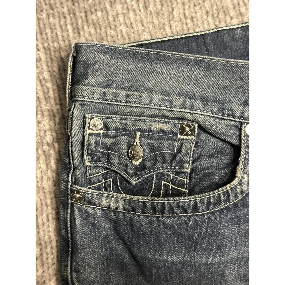 True Religion Men's Medium Wash Blue Straight Fit Denim Jeans 42x30 Flap
